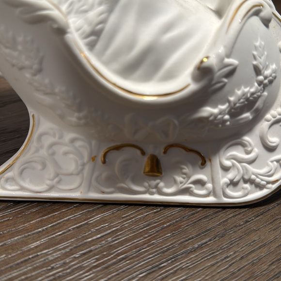 The Lenox White Christmas Music Box - Picture 6 of 12